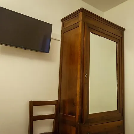 Nel Blu Dipinto Di Blu - *